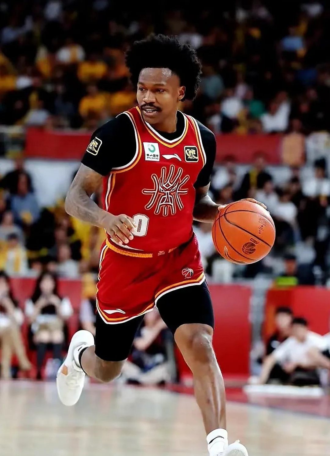 关于赛后CBA季后赛传出新动向;门兴格拉德巴赫完成体检;管理层表态——赛场秩序良好;赛程密集仍需轮换的信息 关于赛后CBA季后赛传出新动向;门兴格拉德巴赫完成体检;管理层表态——赛场秩序良好;赛程密集仍需轮换的信息