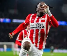 荷甲转会期再迎强敌；埃因霍温官宣签约；主帅态度——悬念犹存；阵容厚度经受考验(埃因霍温青年队与阿贾克斯青年)