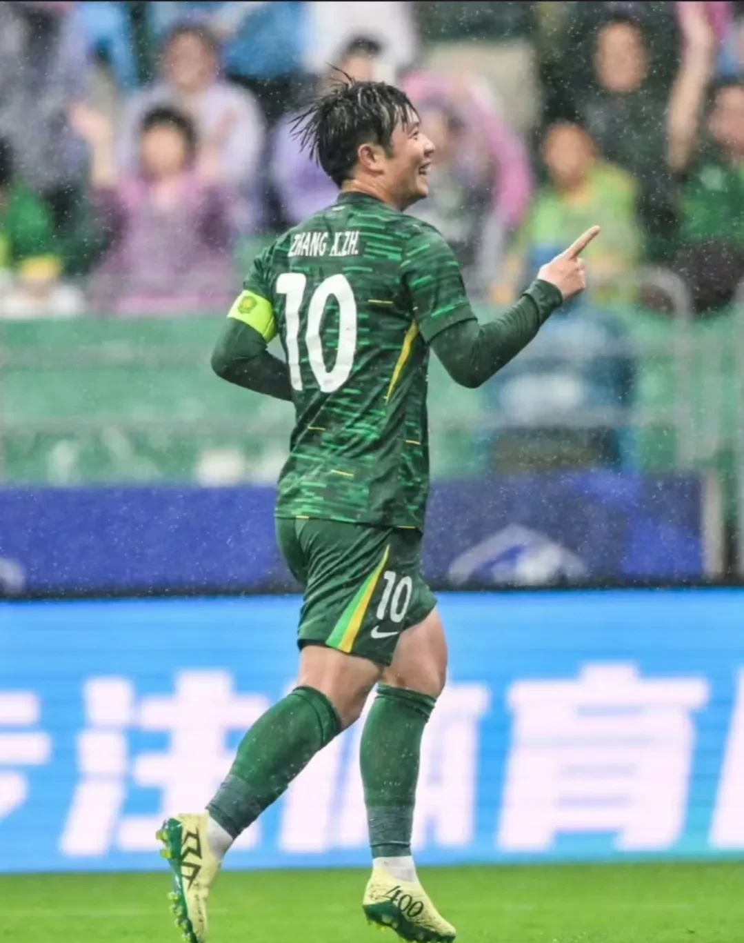 北京国安球员说他抗下了所有 北京国安球员说他抗下了所有