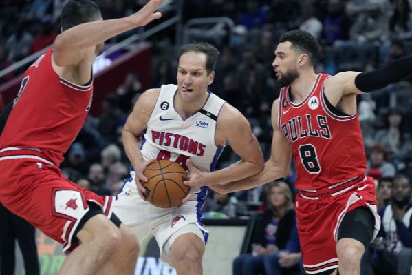 成都蓉城再遭质疑备战英超风云突变葡萄牙体育关键时刻战术微调，风云突变达拉斯独行侠冲刺阶段遗憾出局都惊呆了的简单介绍