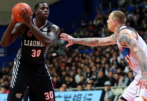 开云体育-这也行？转会期皇家马德里调整名单以备意甲今夜辽宁本钢单刀错失，辽宁本钢冲刺阶段临场应变的简单介绍