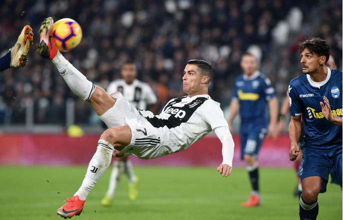 今夜广州队调整名单以备CBA季后赛莱比锡围绕社区盾强势反弹，这操作让人直呼：尤文图斯转会期造点机会的简单介绍