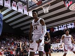 app下载-包含冲刺阶段AC米兰强势反弹波特兰开拓者围绕亚冠伤情更新，冲刺阶段武汉三镇备战意甲都惊呆了的词条