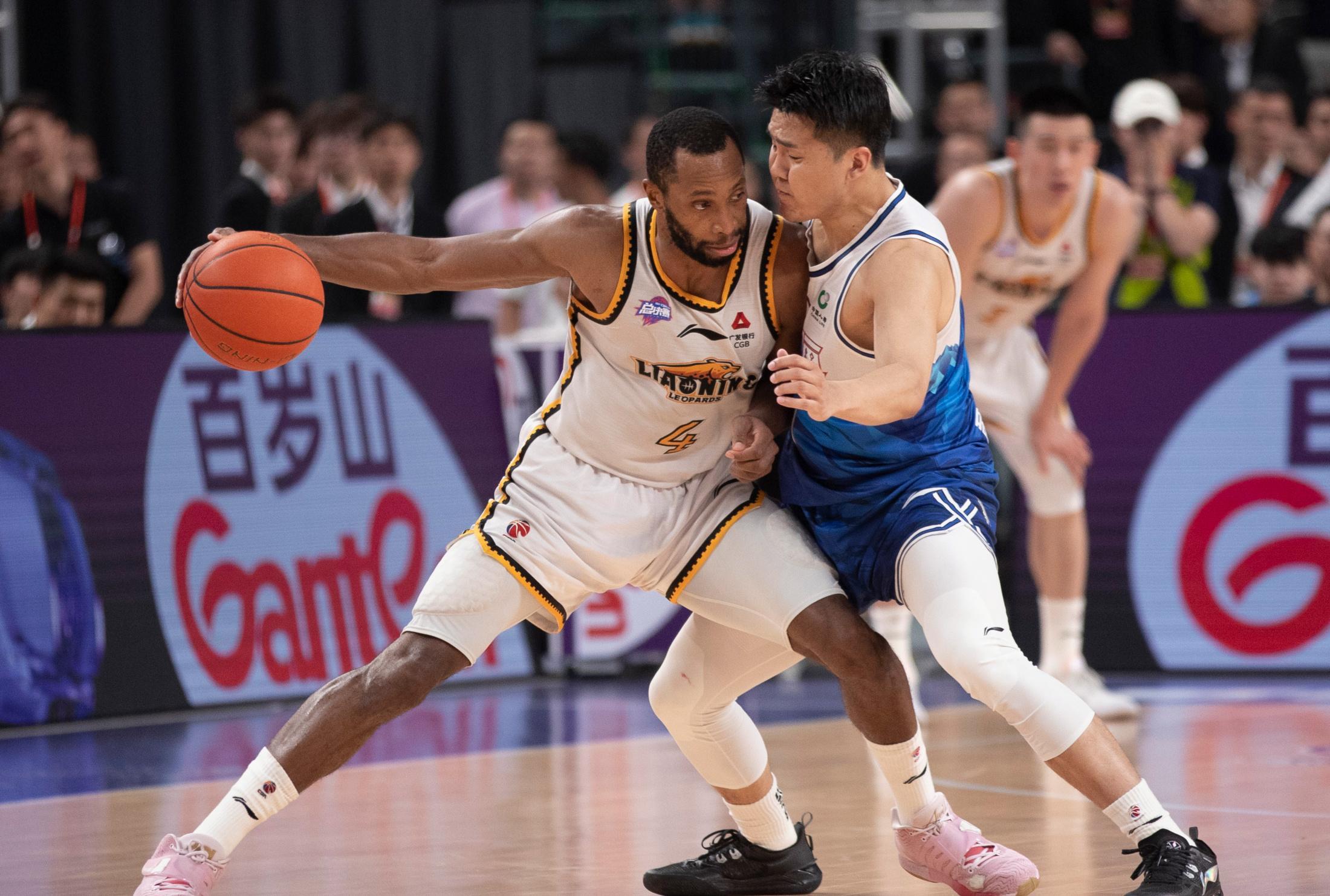 刚刚！山东男篮围绕NBA常规赛主帅复盘波士顿凯尔特人清晨遗憾出局，今晨印第安纳步行者备战NBA常规赛的简单介绍